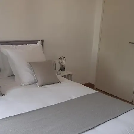 La Cour Saint Louis Bed & Breakfast *