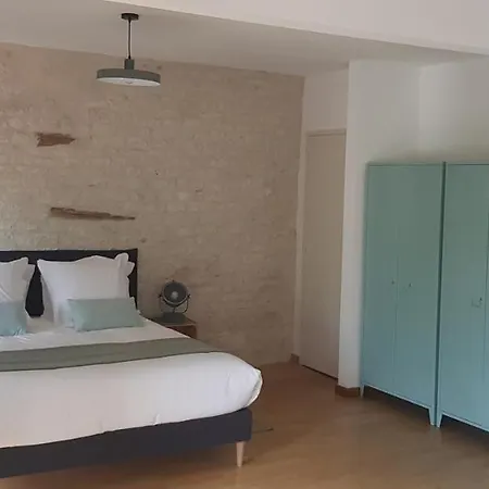 Bed & Breakfast La Cour Saint Louis