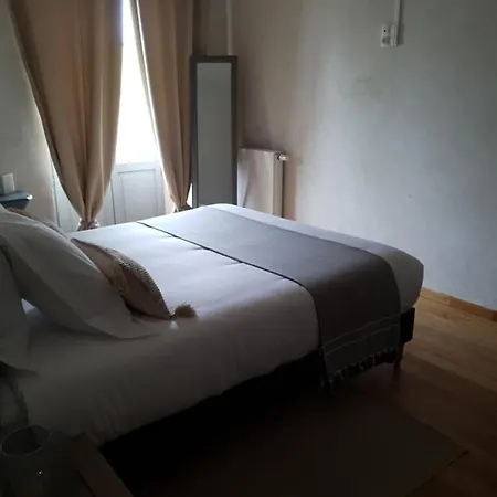 La Cour Saint Louis Bed & Breakfast *