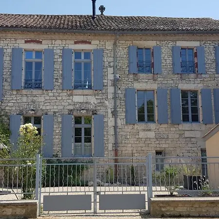 La Cour Saint Louis *