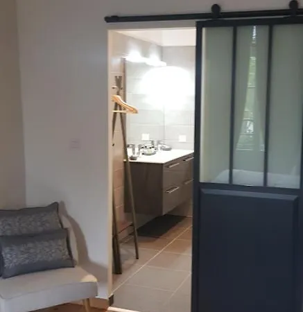 La Cour Saint Louis Bed & Breakfast *